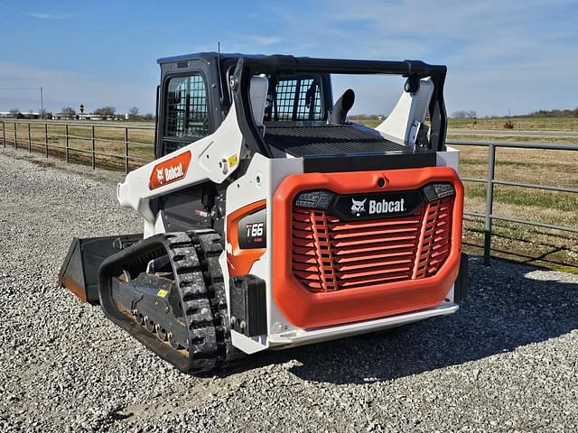 Image of Bobcat T66 equipment image 4