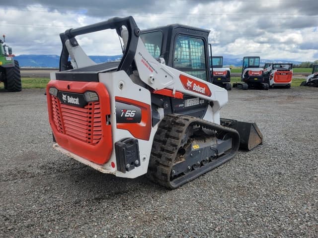 Image of Bobcat T66 equipment image 2