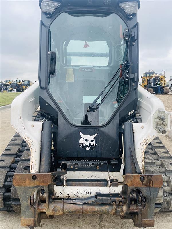 Image of Bobcat T66 equipment image 1