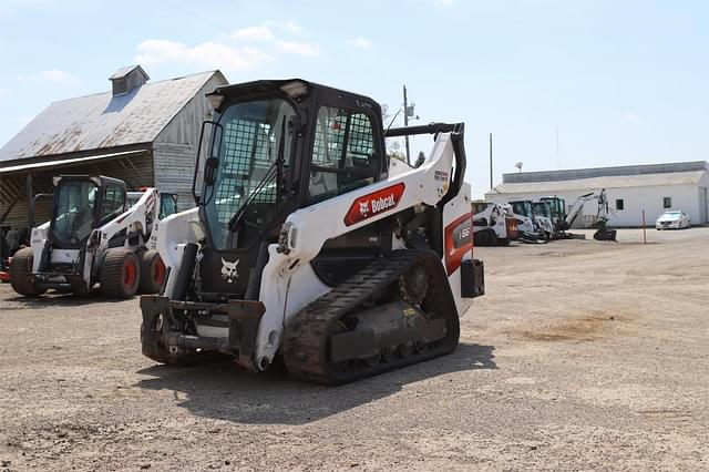 Image of Bobcat T66 equipment image 2