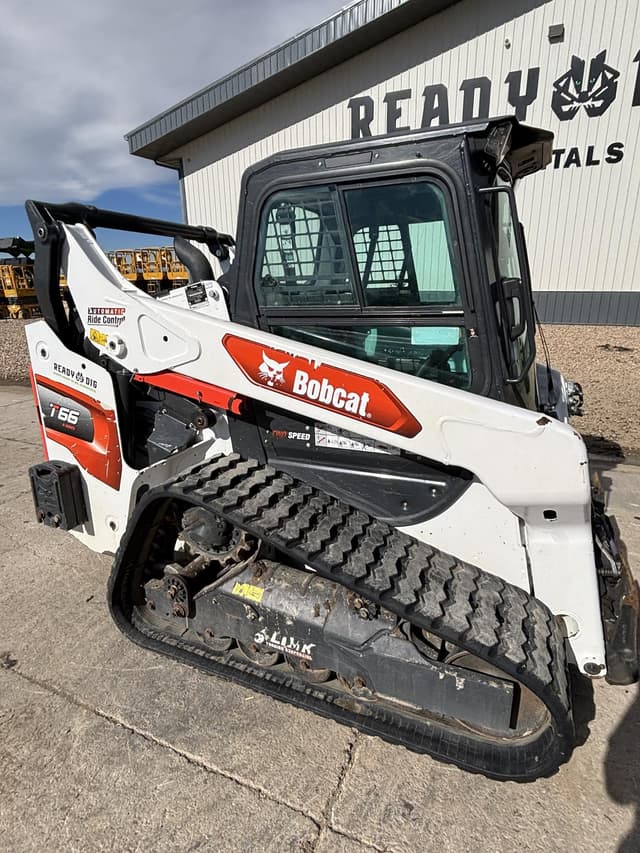Image of Bobcat T66 equipment image 4