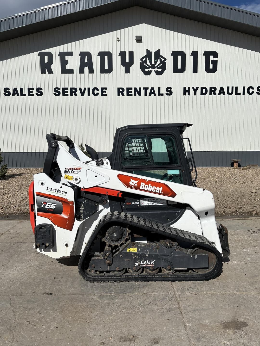 Image of Bobcat T66 Primary image