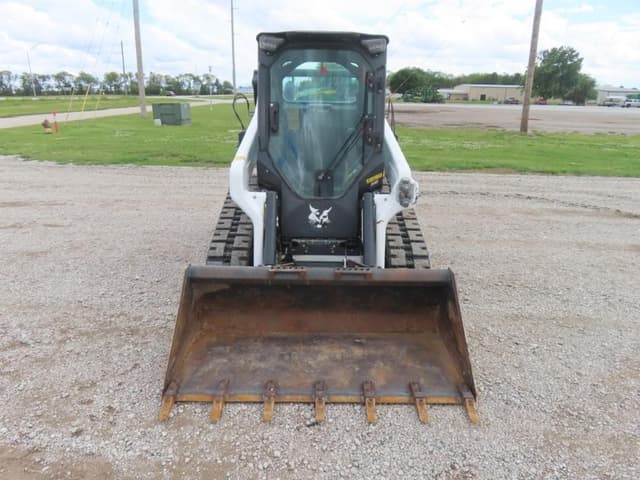 Image of Bobcat T66 equipment image 2