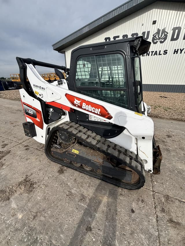 Image of Bobcat T66 equipment image 4