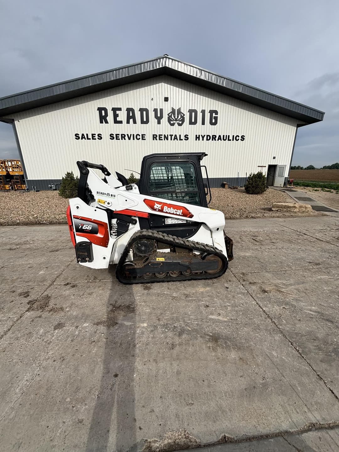 Image of Bobcat T66 Primary image