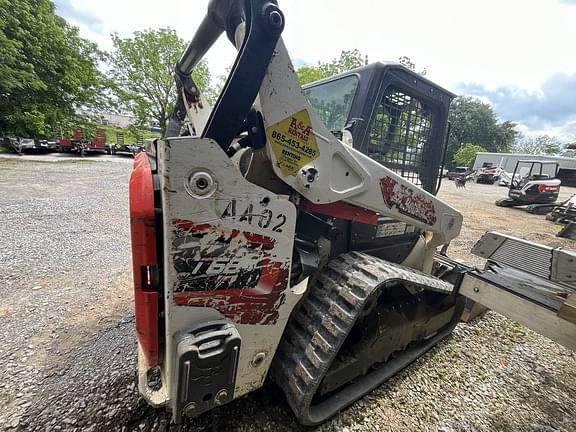 Image of Bobcat T66 equipment image 4