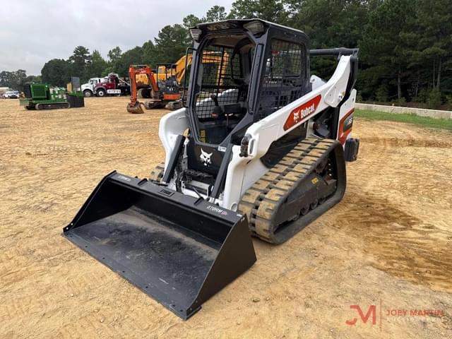 Image of Bobcat T66 equipment image 3