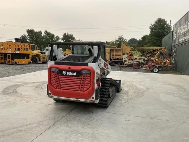 Image of Bobcat T66 equipment image 3