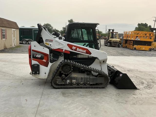Image of Bobcat T66 equipment image 4
