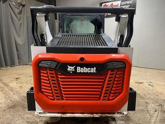 Image of Bobcat T66 equipment image 3