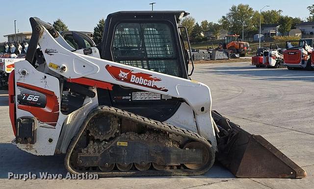 Image of Bobcat T66 equipment image 3