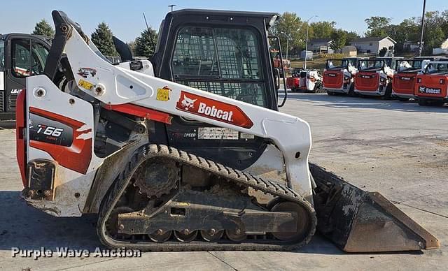 Image of Bobcat T66 equipment image 3