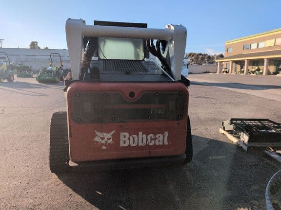 Image of Bobcat T740 equipment image 2