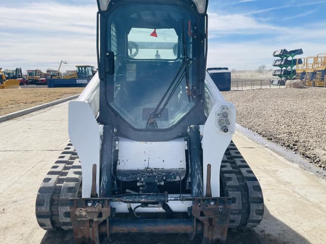 Image of Bobcat T740 equipment image 2