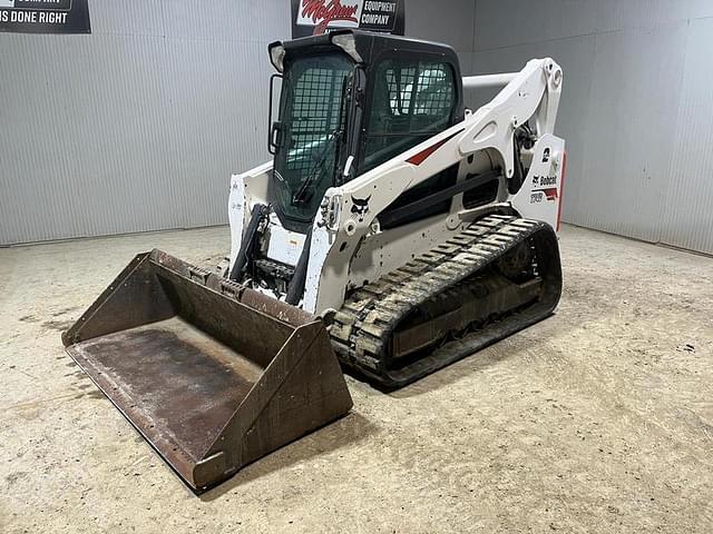 Image of Bobcat T740 equipment image 1