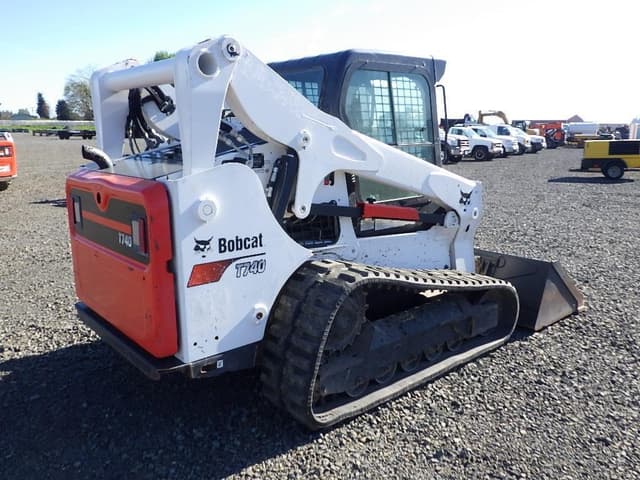 Image of Bobcat T740 equipment image 4