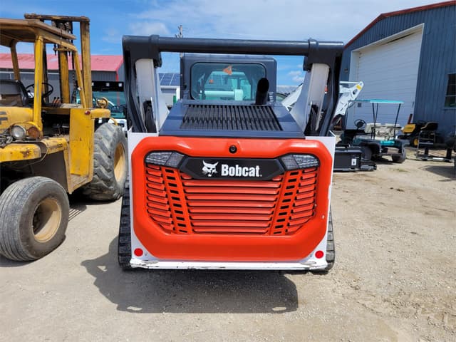 Image of Bobcat T76 equipment image 2