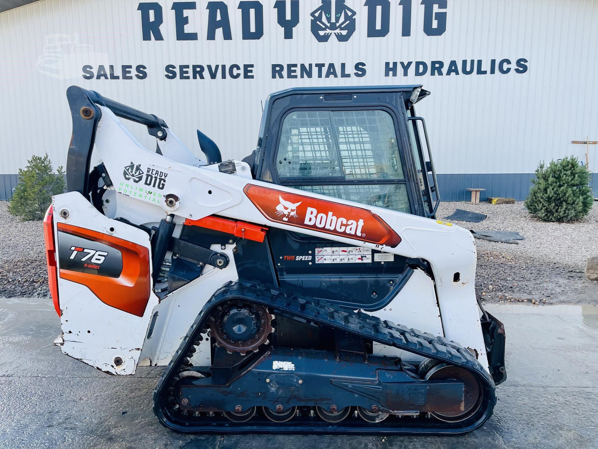 2021 Bobcat T76 Equipment Image0