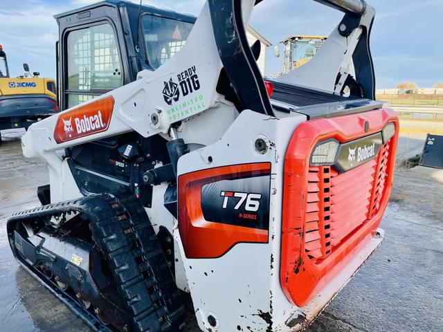 Image of Bobcat T76 equipment image 4
