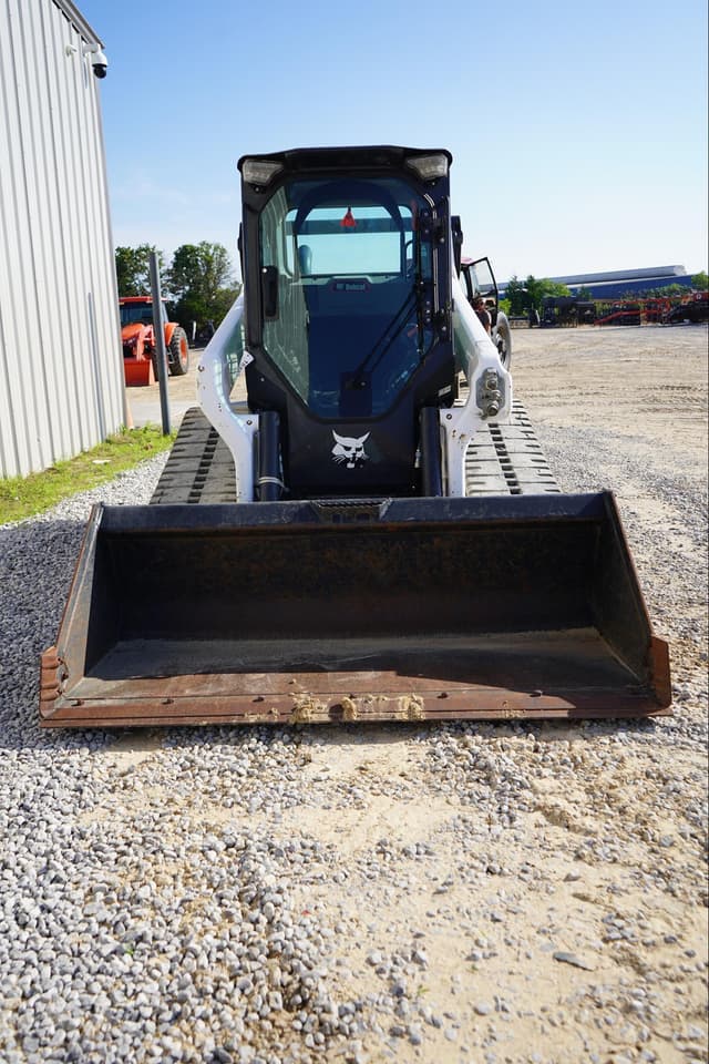 Image of Bobcat T76 equipment image 2