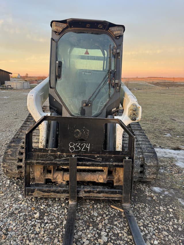 Image of Bobcat T76 equipment image 2