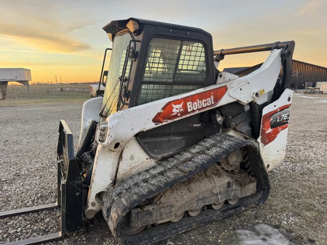 Image of Bobcat T76 equipment image 3