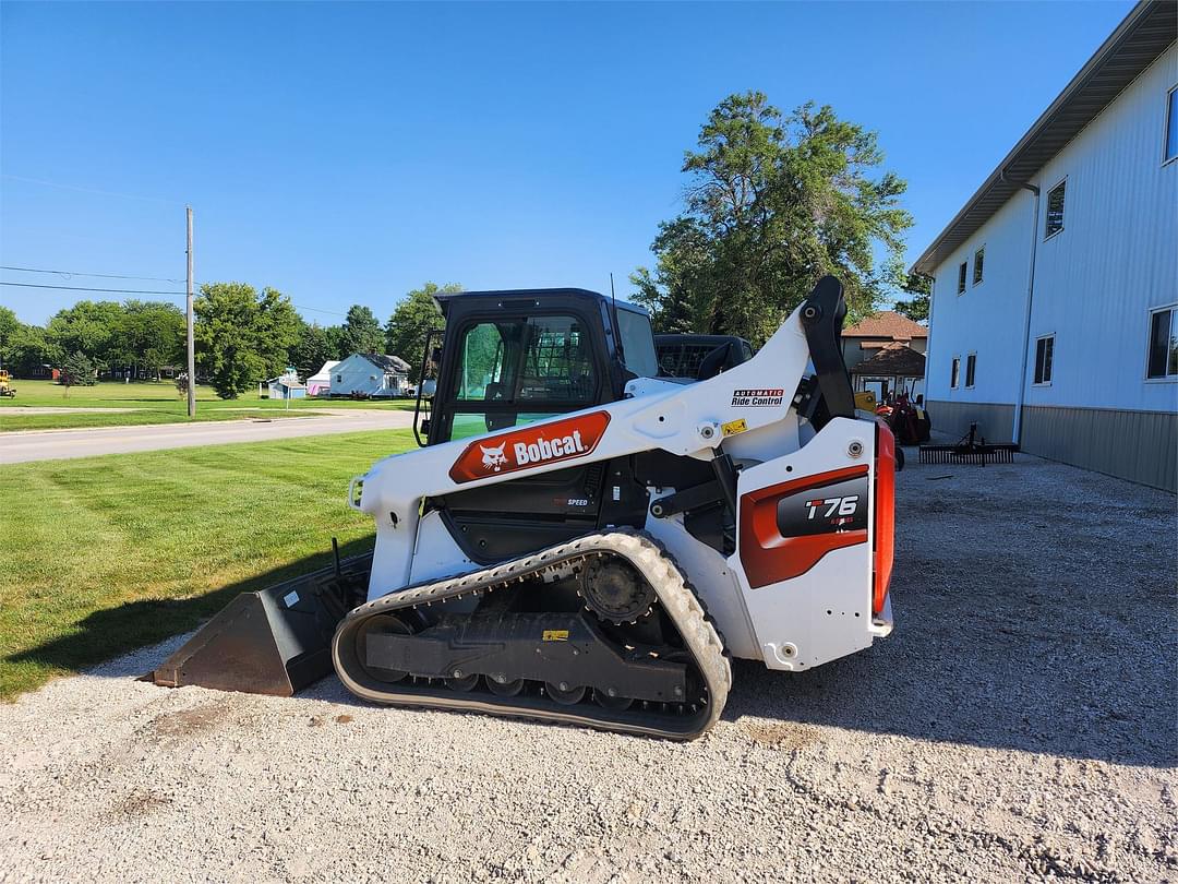 Image of Bobcat T76 Primary image