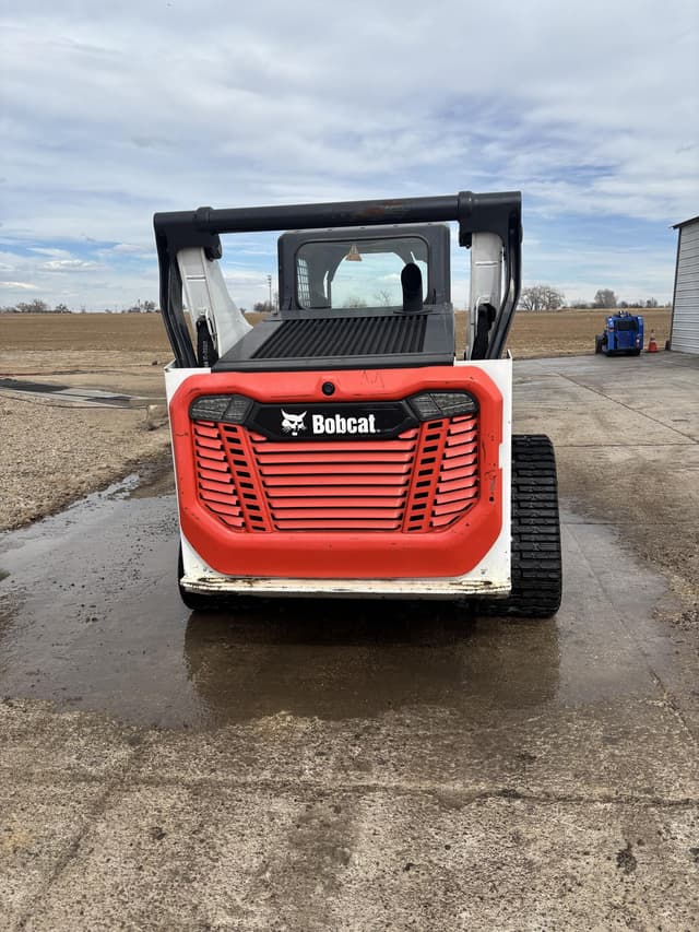 Image of Bobcat T76 equipment image 4
