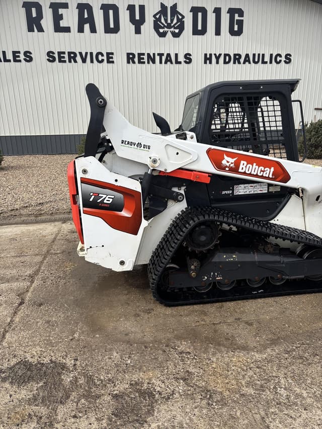 Image of Bobcat T76 equipment image 2