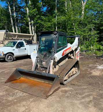 Main image Bobcat T76