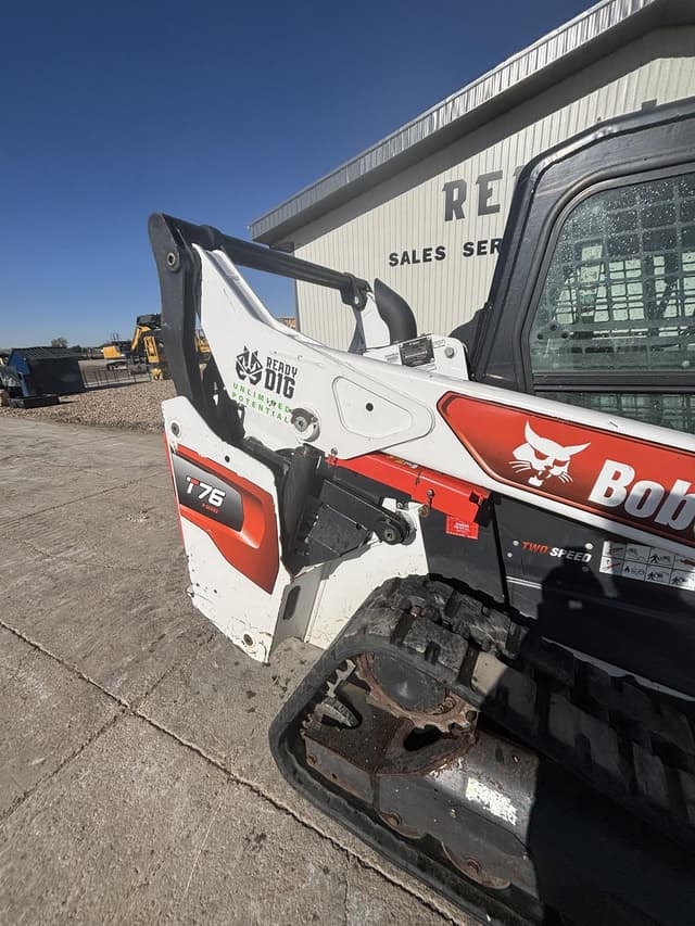 Image of Bobcat T76 equipment image 2