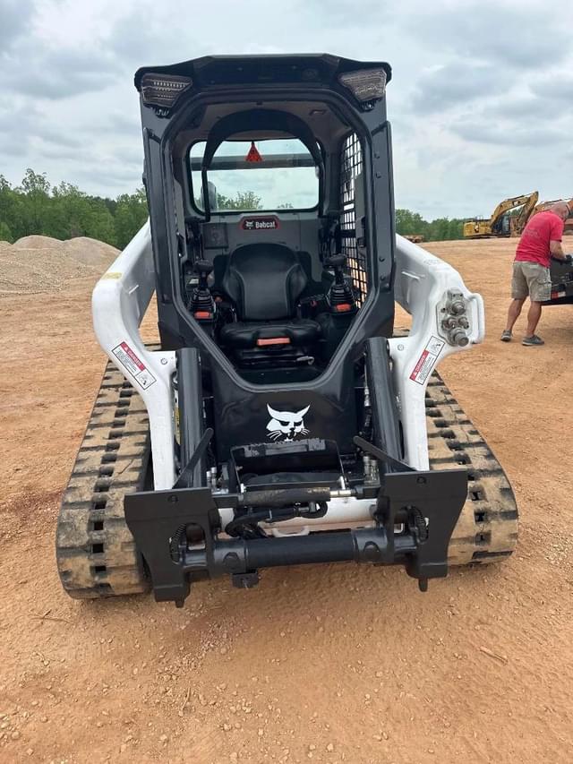 Image of Bobcat T76R equipment image 1