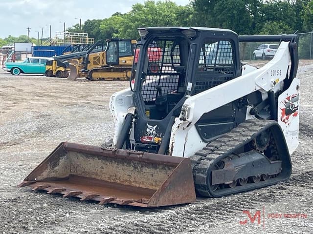 Image of Bobcat T76 equipment image 4