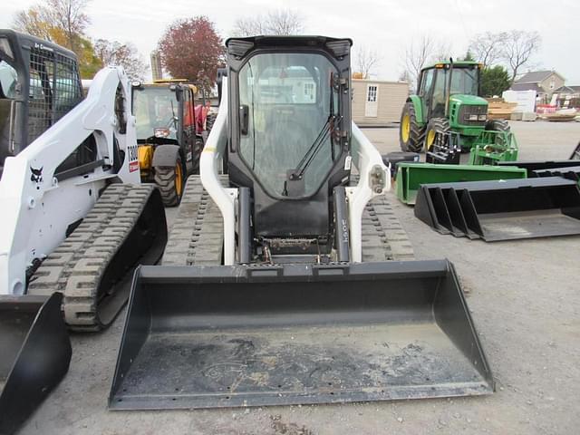 Image of Bobcat T76 equipment image 4