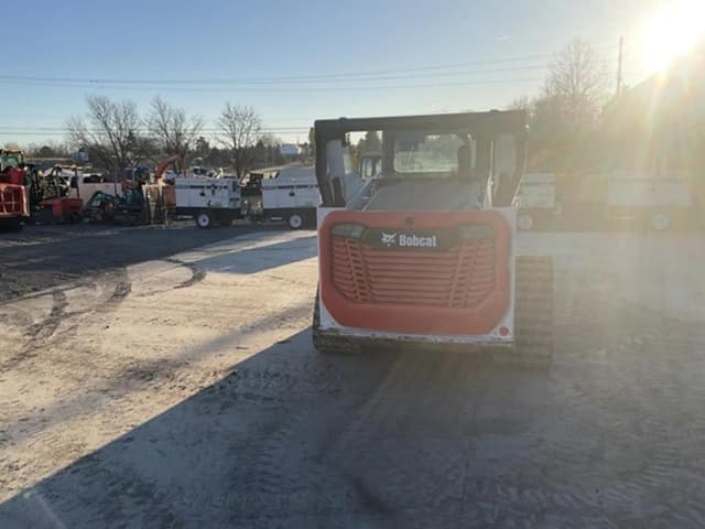 Image of Bobcat T76 equipment image 2
