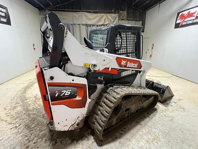 Image of Bobcat T76 equipment image 4