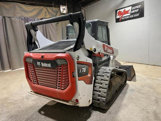 Image of Bobcat T76 equipment image 4