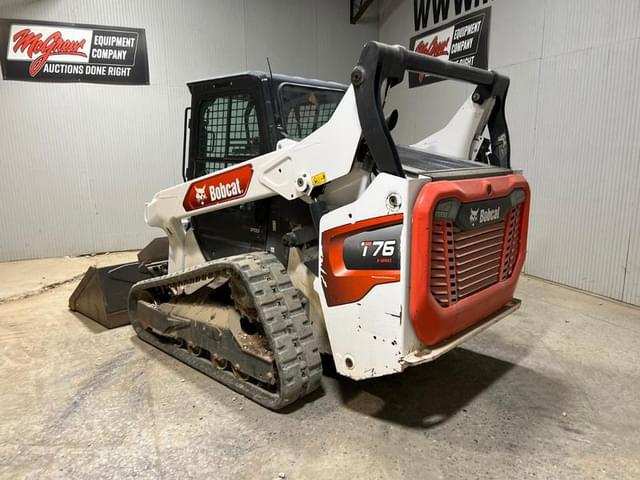 Image of Bobcat T76 equipment image 2