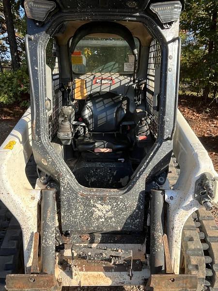 Image of Bobcat T76 equipment image 3