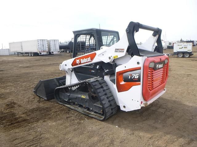 Image of Bobcat T76 equipment image 3