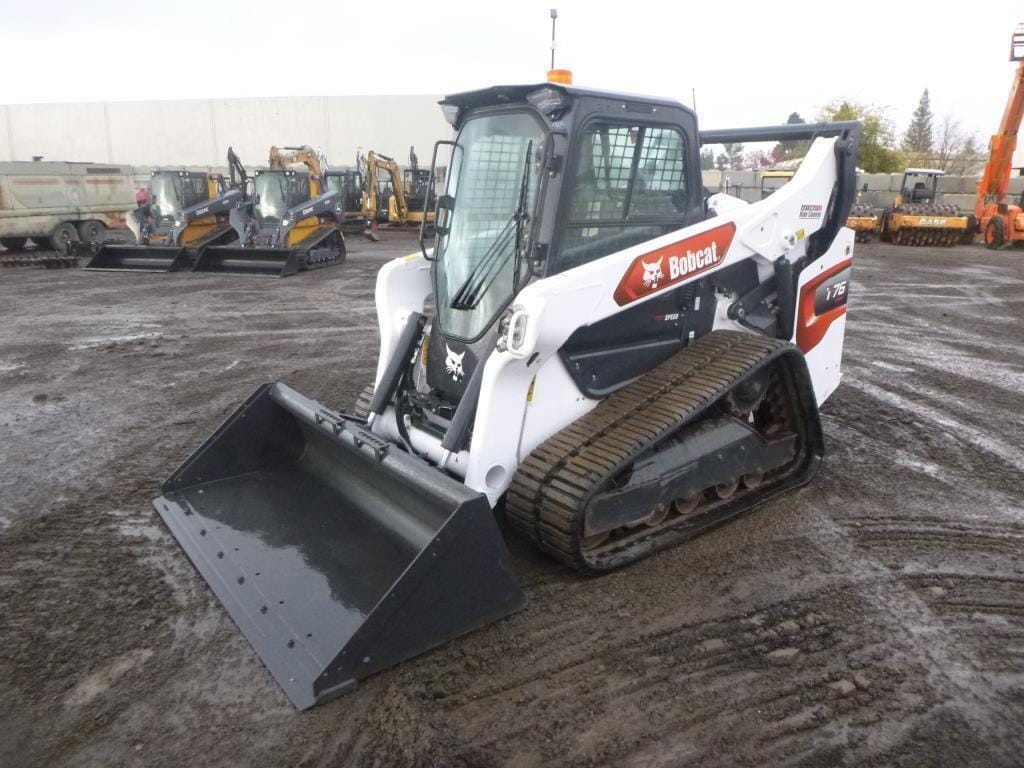 Main image Bobcat T76
