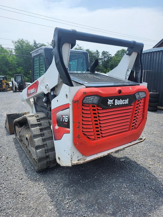 Image of Bobcat T76 equipment image 3