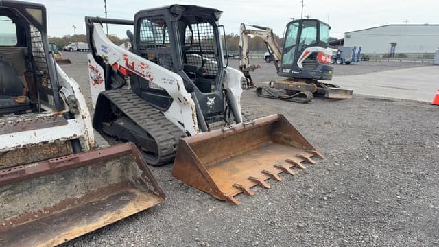 Image of Bobcat T76 equipment image 2
