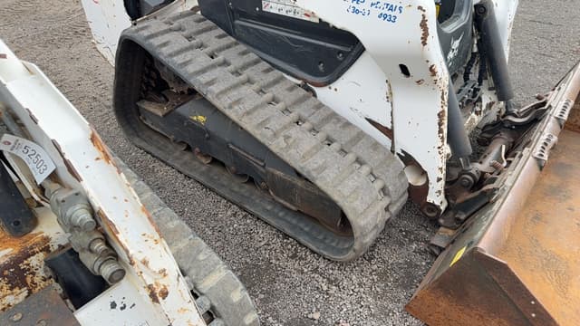 Image of Bobcat T76 equipment image 4