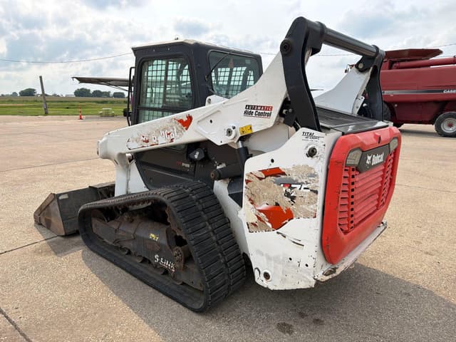 Image of Bobcat T76 equipment image 3