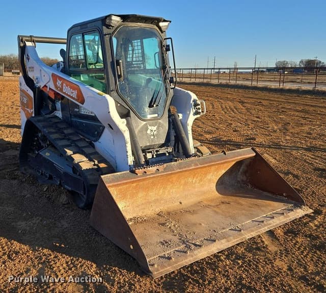 Image of Bobcat T76 equipment image 2