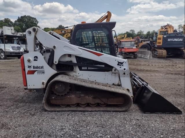 Image of Bobcat T770 equipment image 2