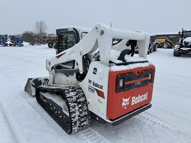 Image of Bobcat T770 equipment image 2