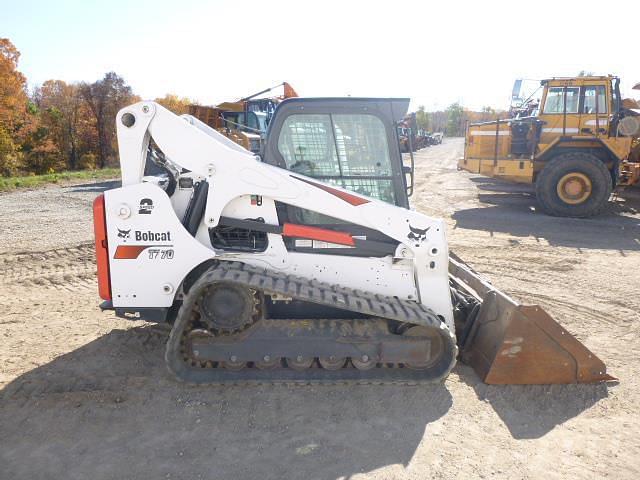 Image of Bobcat T770 equipment image 2