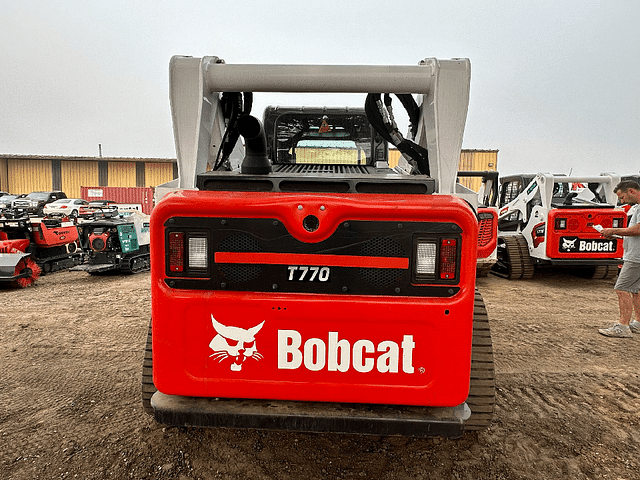 Image of Bobcat T770 equipment image 2